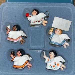 Avon Peace on Earth Angel Ornament Set From 1983